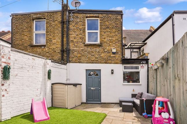 Criterion Buildings, Portsmouth Road... 3 bed apartment for sale
