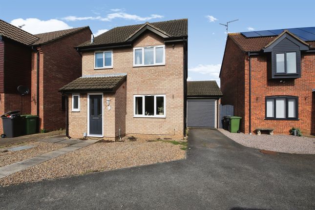 3 bed detached house