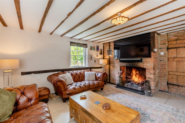 High Street, Yalding, Maidstone 4 bed detached house for sale
