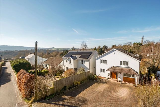 4 bed detached house