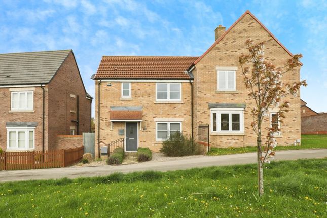 3 bed semi-detached house