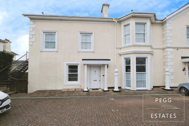 6 St. Margarets Road, Torquay TQ1 2 bed apartment for sale