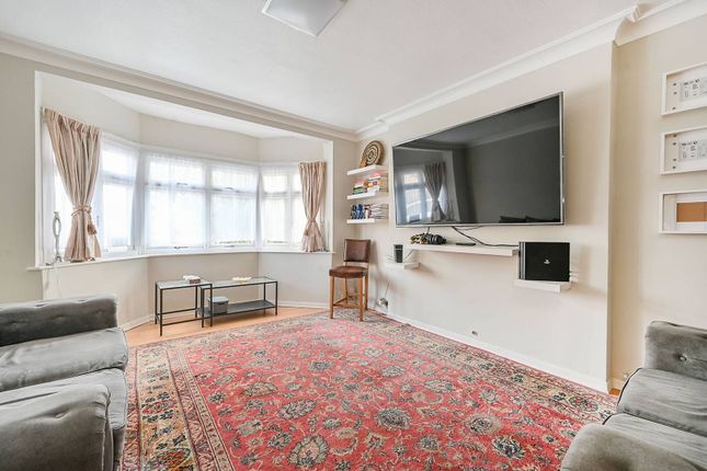 4 bed property