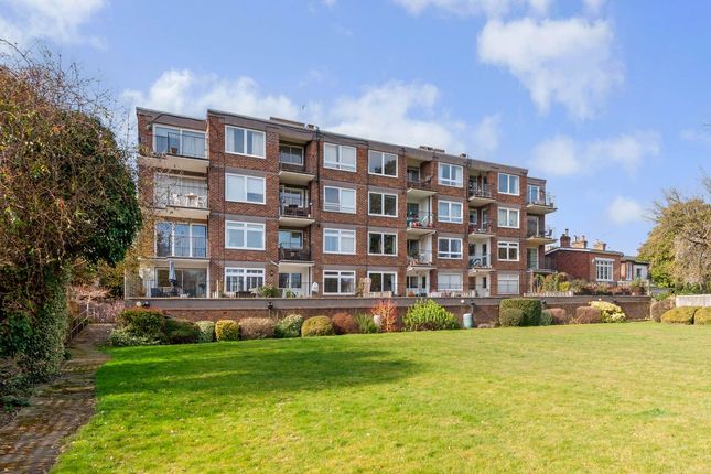 Kingfisher Lodge, Strawberry Vale... 2 bed apartment for sale