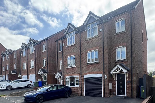 4 bed semi-detached house