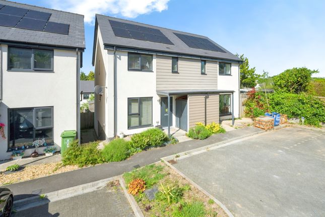 4 bedroom semi-detached house for sale