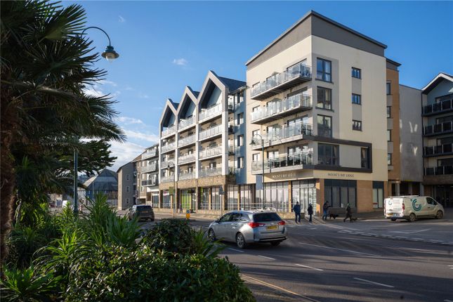 Mounts Bay Lodge, Penzance TR18 2 bed apartment for sale