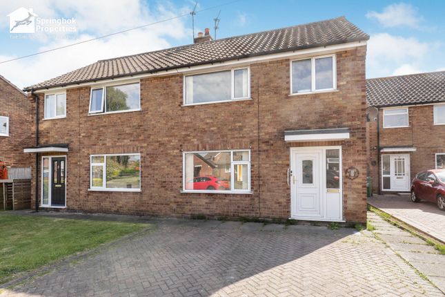 3 bedroom semi-detached house for sale