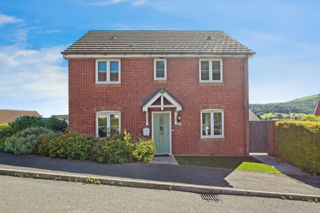 3 bed detached house
