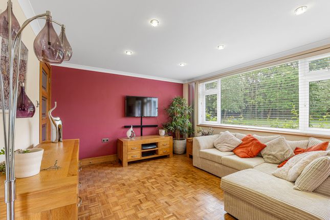 Bramley Hyrst, South Croydon, CR2 2 bed flat for sale