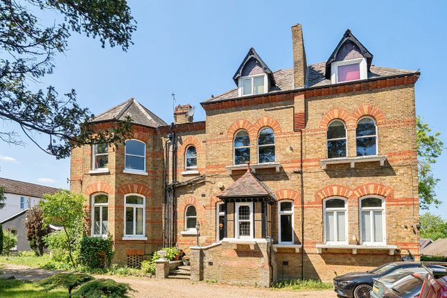 2 bed flat