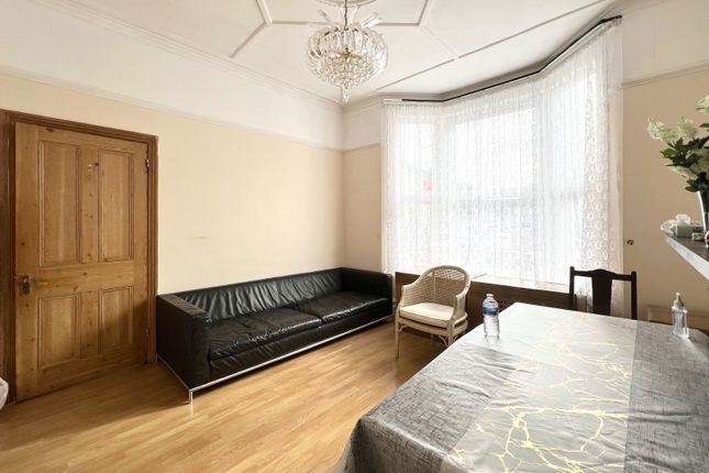 Ranelagh Road, London NW10 3 bed terraced house for sale