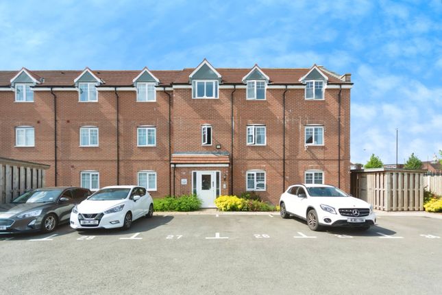 2 bedroom flat for sale