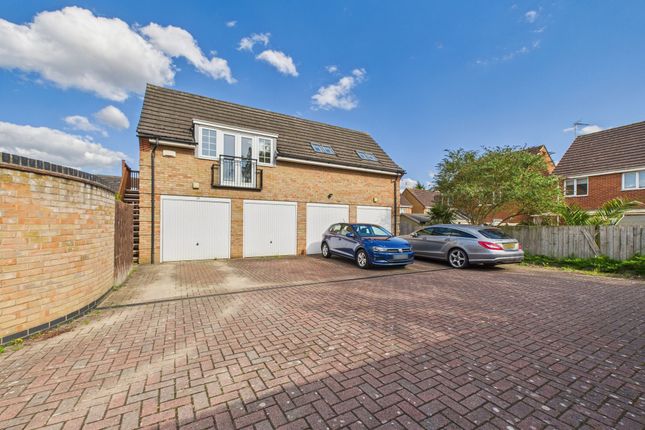 Arrow Court, Off Lady Charlotte Road... 2 bed coach house for sale