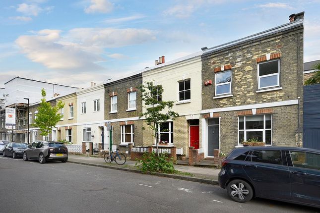 3 bed terraced house