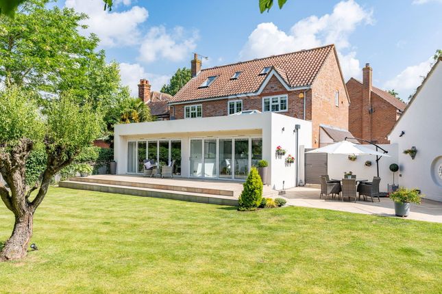 Old Church Road, Chelmsford CM3 4 bed detached house for sale