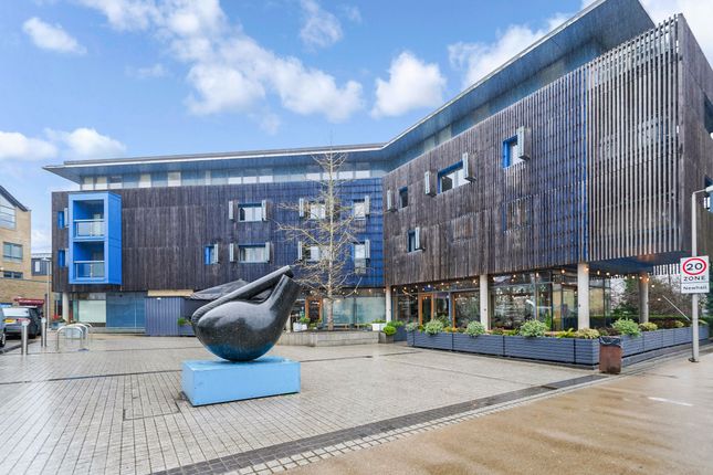 Newhall, Harlow CM17 2 bed penthouse for sale