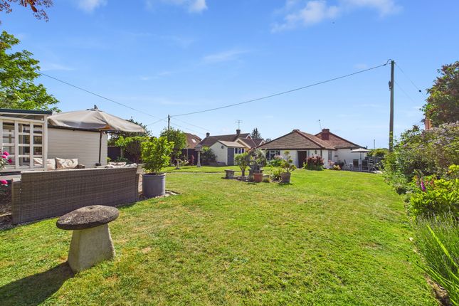 Little Marlow, Marlow SL7 4 bed detached bungalow for sale