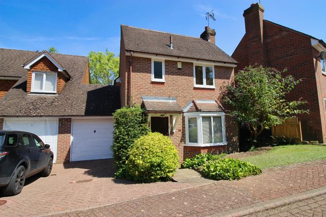 2 bedroom link detached house for sale