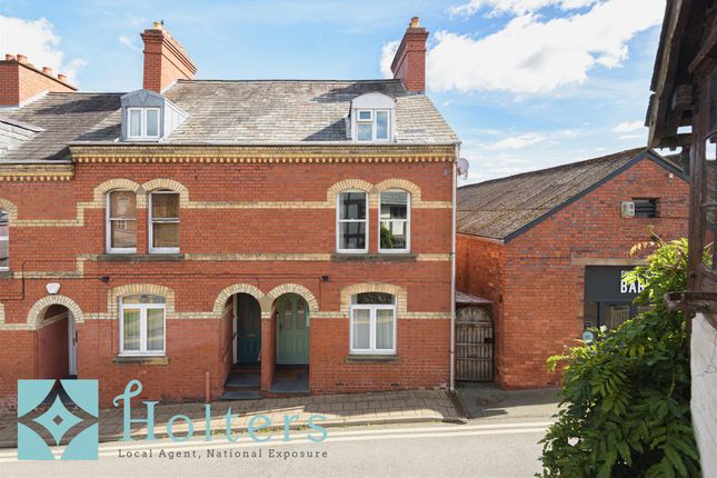 4 bed end terrace house