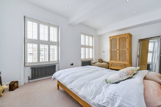 Gloucester Avenue, Primrose Hill... 2 bed flat for sale