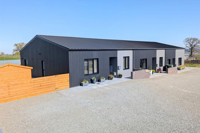 2 bedroom barn conversion for sale