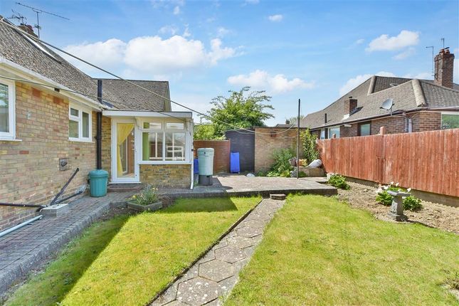 2 bed detached bungalow