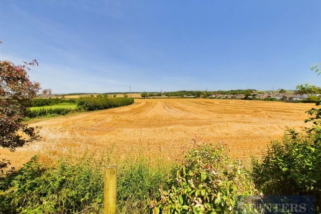 Main Street, Irton, Scarborough, YO12... 3 bed semi