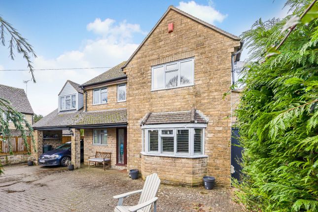Parkway, Siddington, Cirencester, GL7 4 bed detached house for sale