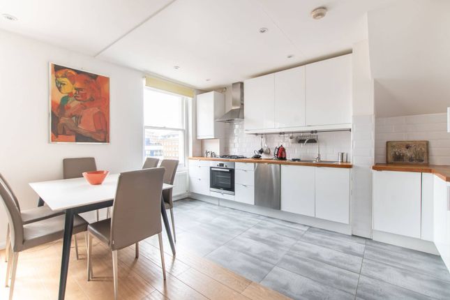 Hatherley Grove, Westbourne Grove... 2 bed flat for sale