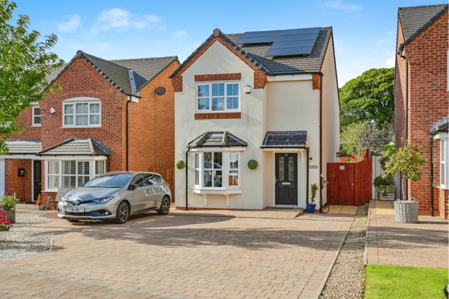 3 bed detached house