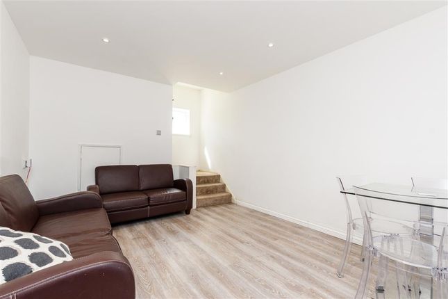 2 bed end terrace house