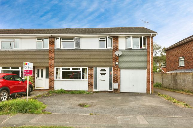 5 bedroom end of terrace house for sale