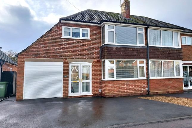 3 bedroom semi-detached house for sale