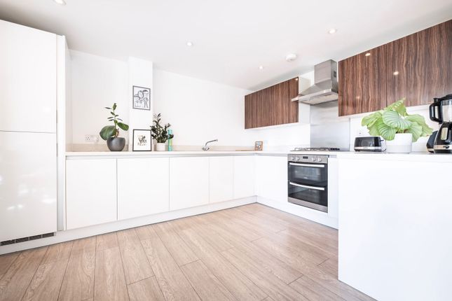 Homesdale Road, Bromley BR2 2 bed flat for sale