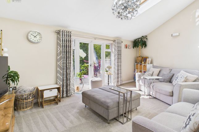 Woodland Grove, Birmingham B43 3 bed semi