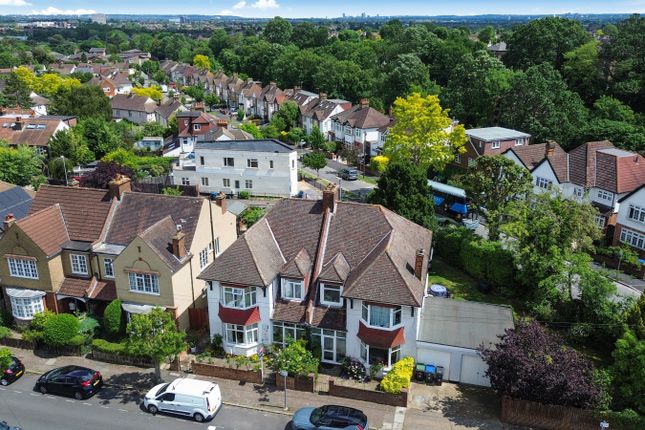 Guilford Avenue, Surbiton KT5 4 bed semi