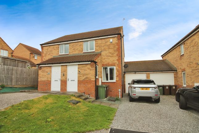 2 bedroom semi-detached house for sale