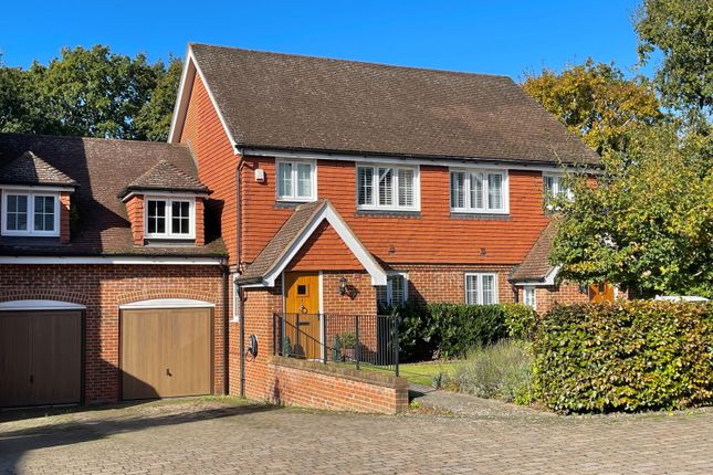 Willow Mews, Sevenoaks TN15 3 bed mews for sale