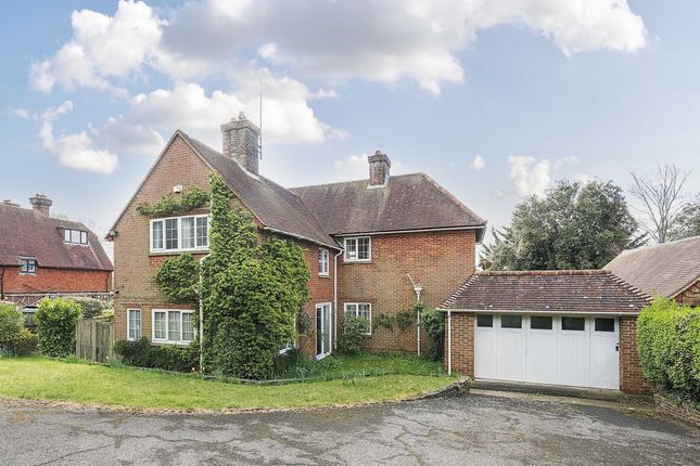 4 bed detached house
