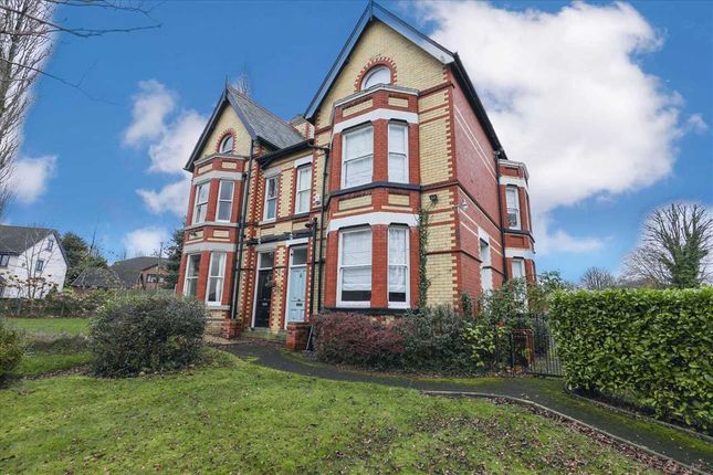 5 bed semi-detached house