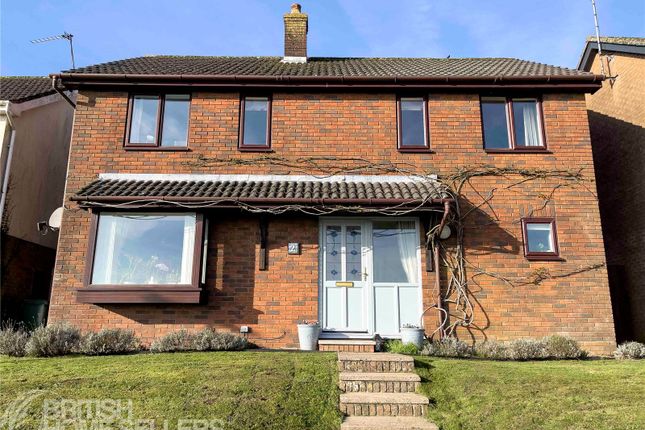 4 bed detached house