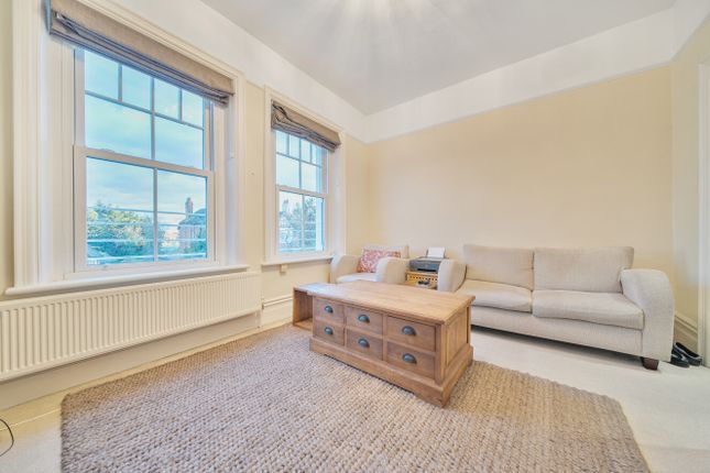 3 bed flat