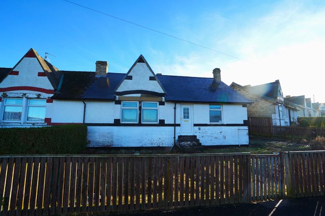 3 bed semi-detached bungalow