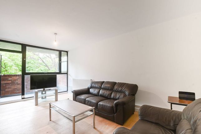 Charlwood Street, Pimlico, London, SW1V 3 bed flat for sale