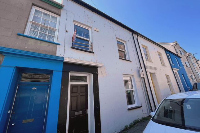 6 bed terraced house
