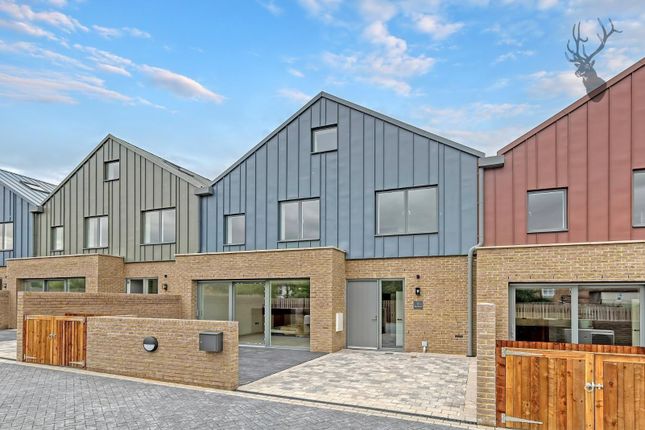 Shire Mews, Epping 3 bed house for sale