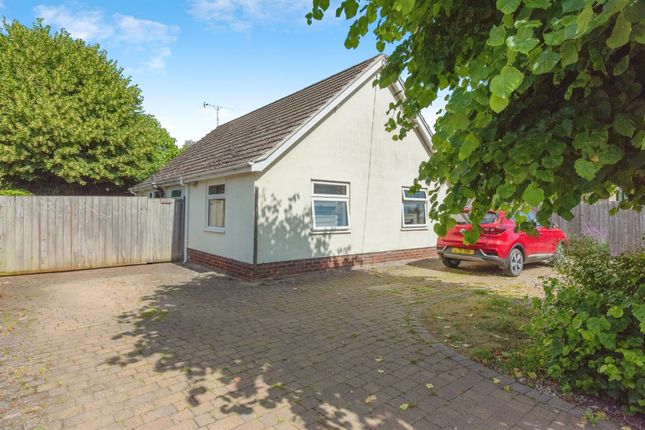 2 bedroom detached bungalow for sale