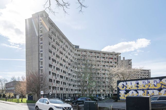 Ravenscroft Street, Bethnal Green... 1 bed flat for sale