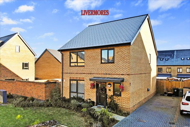 Everard Road, Greenhithe 4 bed detached house for sale